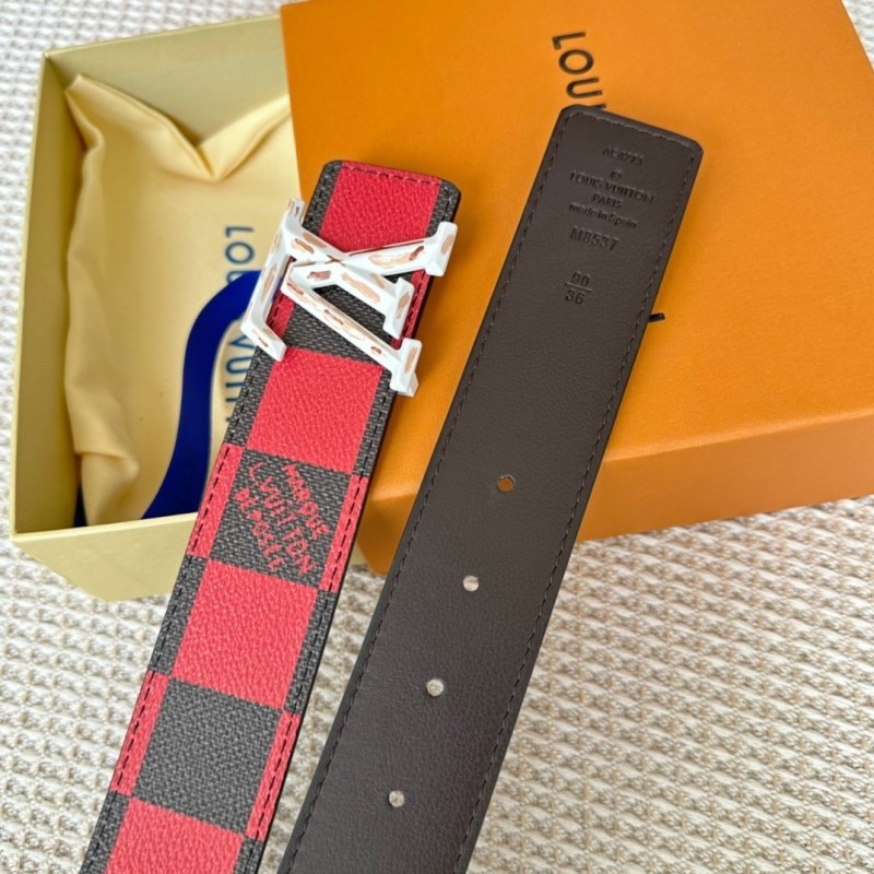 l0vis Vvtt0n belts